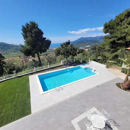 Esmeralda مزرعة للإقامة *