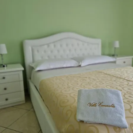Esmeralda Farm stay *