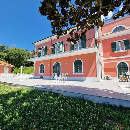 Vakantieboerderij Esmeralda *